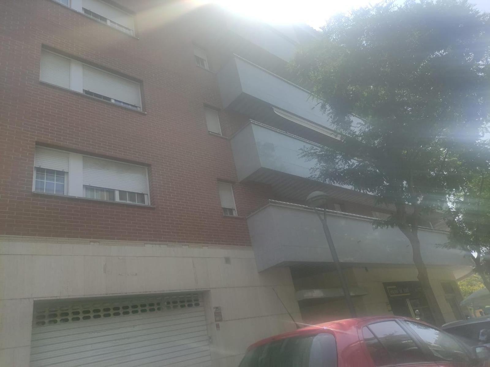 Piso Familiar 3 2 Banos Y Plaza De Parking Appartamento